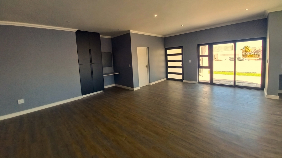 3 Bedroom Property for Sale in Shelley Point Western Cape